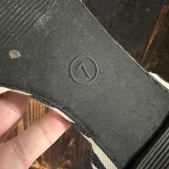 Striped flats - Picture 4 of 4